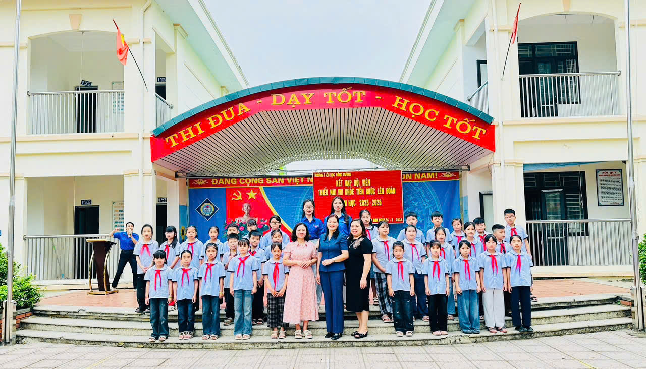 LỄ KẾT NẠP ĐỘI VIÊN TẠI TRƯỜNG TIỂU HỌC HỒNG DƯƠNG - NĂM HỌC 2025 - 2026